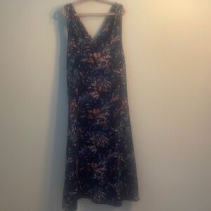 Kyodan Outdoor Sleeveless Athletic Dress in Tropical Print Size Small